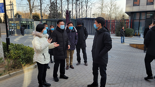 1656151065202668.jpg 海淀副區長林劍華了解園區運營情況.jpg