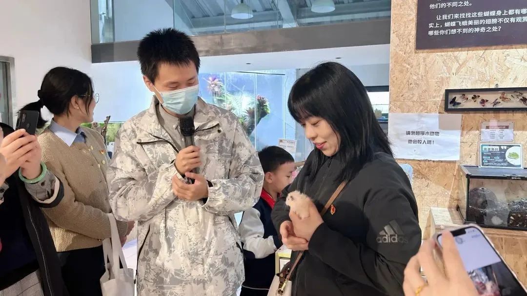 1682561750467443.jpg 1682561750467443.jpg